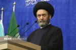 وزارت جای آزمون و خطا نیست