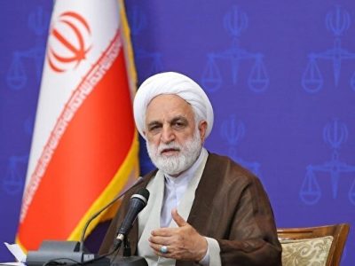 کسانی که اقتصاد کشور را متحول کنند در حصار حمایتی هستند