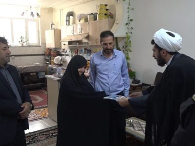 دیدار و تجلیل از خانواده‌های معظم شهدای عملیات نصر یک در تکاب