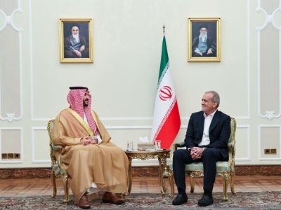 پزشکیان: ایران و عربستان می‌توانند الگویی برای همکاری‌های منطقه‌ای باشند