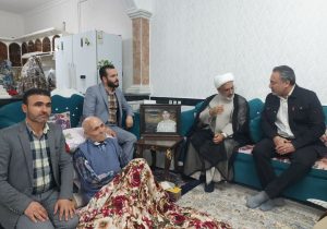 دیدار حجت الاسلام والمسلمین محمد میرزائی با خانواده شهید صبری
