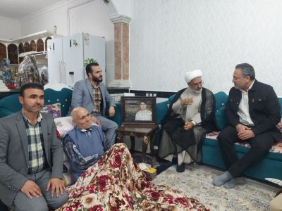 دیدار حجت الاسلام والمسلمین محمد میرزائی با خانواده شهید صبری