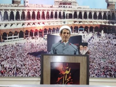 معلمان و کارگران دو بال پیشرفت کشور هستند