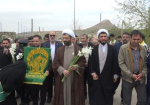 استقبال پرشور تخت سلیمانی‌ها از کاروان زیر سایه خورشید