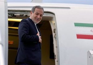 عراقچی عازم «رم» شد