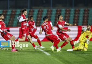 توقف پرسپولیس مقابل هوادار در نیمه نخست