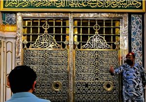 آشنایی با حرم نبوی و تاریخچه ضریح پیامبر(ص)