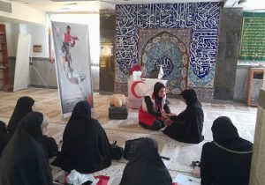 همزمان با هفته هلال احمر و با حضور فعال طلاب انجام شد
