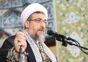 ضرورت برخورد قاطع با نفوذی‌ها و منافقین کشور