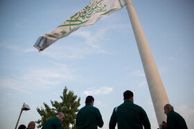 اهتزار بزرگترین پرچم علوی