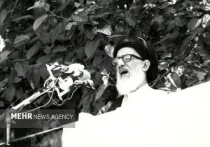 ماجرای نخستین خطبه‌ای که آیت‌الله طالقانی خواند؛ترس دشمن از آگاهی مردم