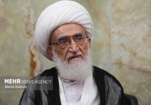 چرا آیت‌الله نوری‌همدانی حکم به محارب بودن تهدیدکنندگان رهبری دادند؟