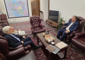 دیدار استاندار آذربایجان‌غربی با معاون اول رئیس‌جمهور و رئیس کارگروه ملی نجات دریاچه ارومیه