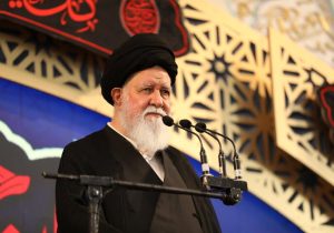 امام جمعه در جنگ نرم دشمن همواره مورد تهاجم بوده است