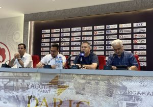 فکرمان را درگیر قهرمانی فصل قبل نمی کنیم