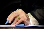 تمدید عضویت اعضای هیئت‌امنای کمیته امداد توسط رهبر انقلاب
