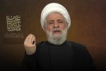 به برکت قیام امام حسین (ع) و جهاد در مسیر ظهور قرار داریم