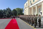 استقبال رسمی نخست وزیر ارمنستان از رئیس جمهور کشورمان