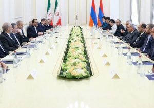امضای ۱۰ سند همکاری میان ایران و ارمنستان