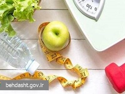 آیا بستن شکم با پلاستیک در حین ورزش موجب چربی‌سوزی می‌شود؟ پاسخ: خیر