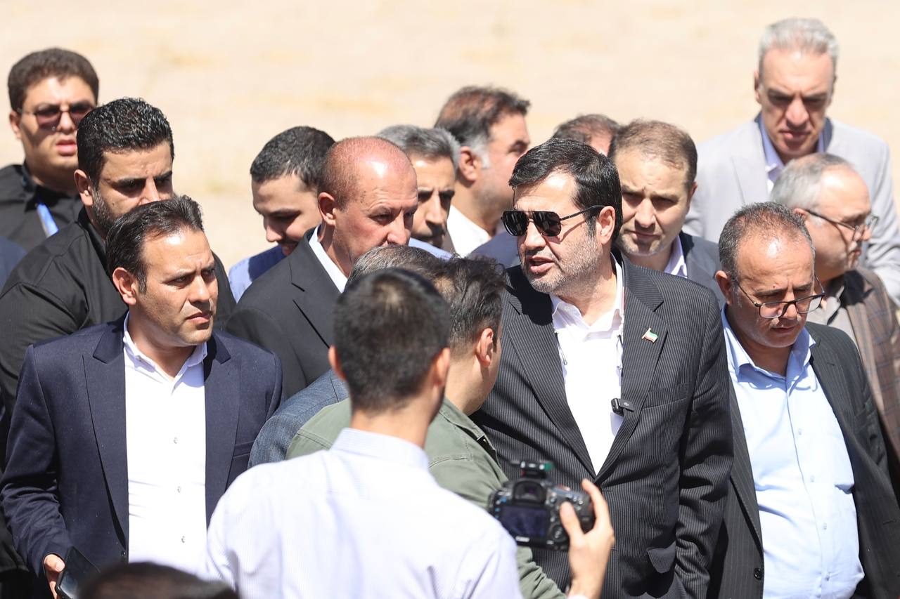 بازدید وزیر ورزش و‌ جوانان از دو پروژه نیمه تمام استان زنجان در هفته دولت