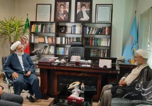 دیدار حجت الاسلام میرزائی با نماینده ولی فقیه و رئیس شورای مرکزی دربنیاد مسکن انقلاب اسلامی